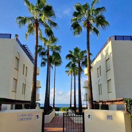 Beachfront Neptuno I, Complex,Views,Pool,Garden, Elviria Marbella Exteriér fotografie