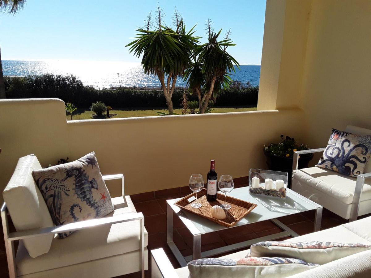 Beachfront Neptuno I, Complex,Views,Pool,Garden, Elviria Marbella Exteriér fotografie