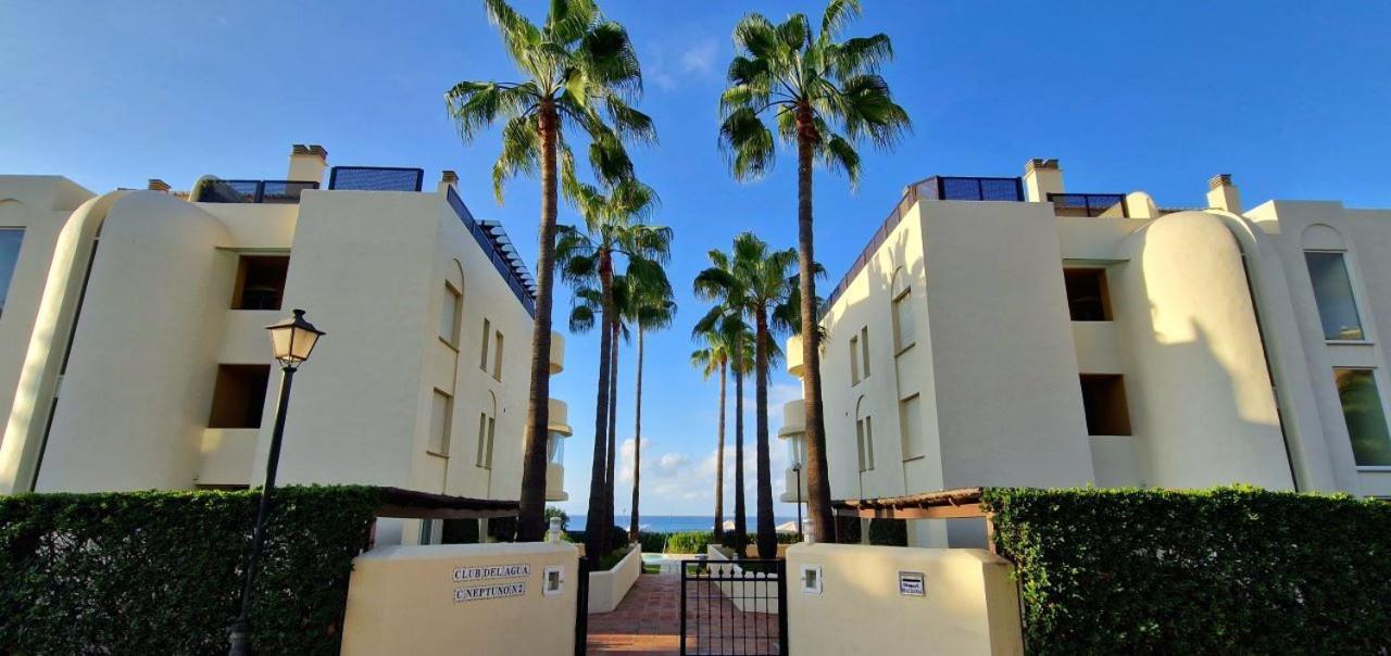 Beachfront Neptuno I, Complex,Views,Pool,Garden, Elviria Marbella Exteriér fotografie