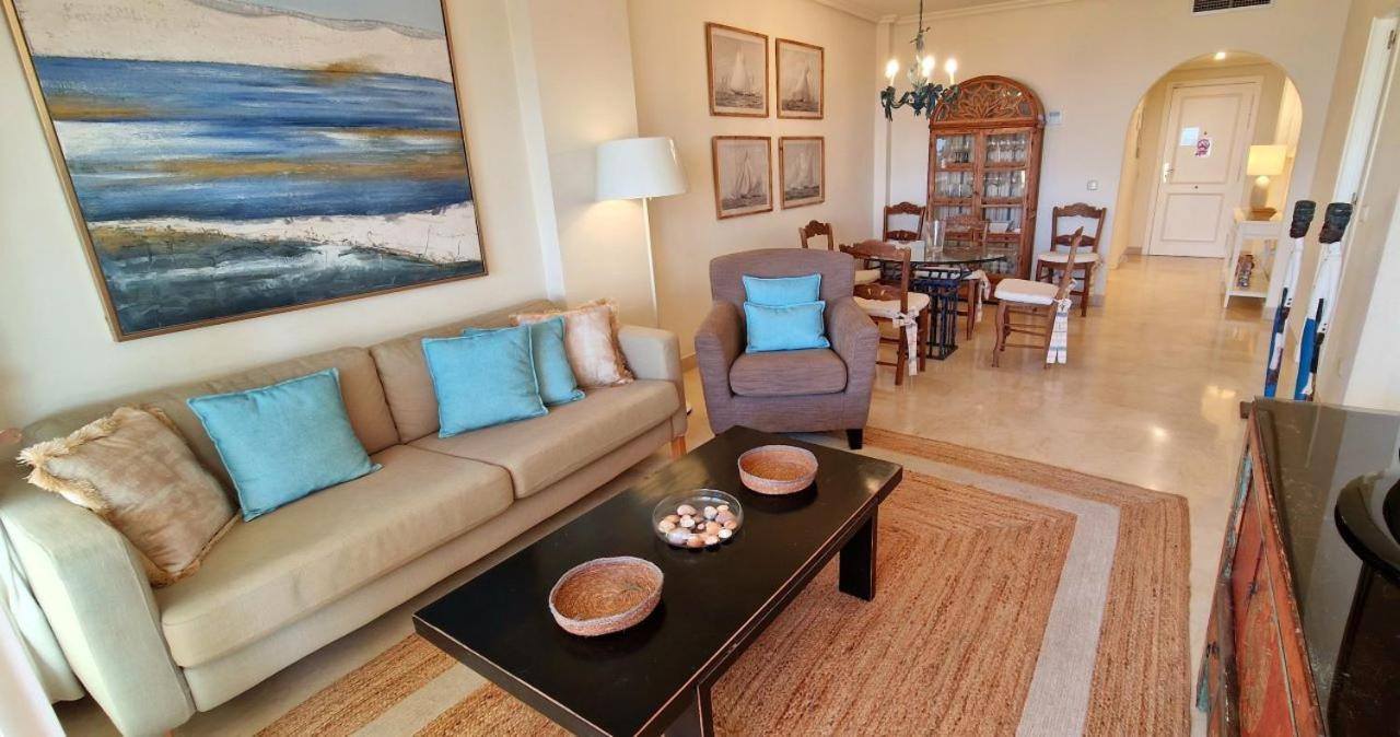 Beachfront Neptuno I, Complex,Views,Pool,Garden, Elviria Marbella Exteriér fotografie