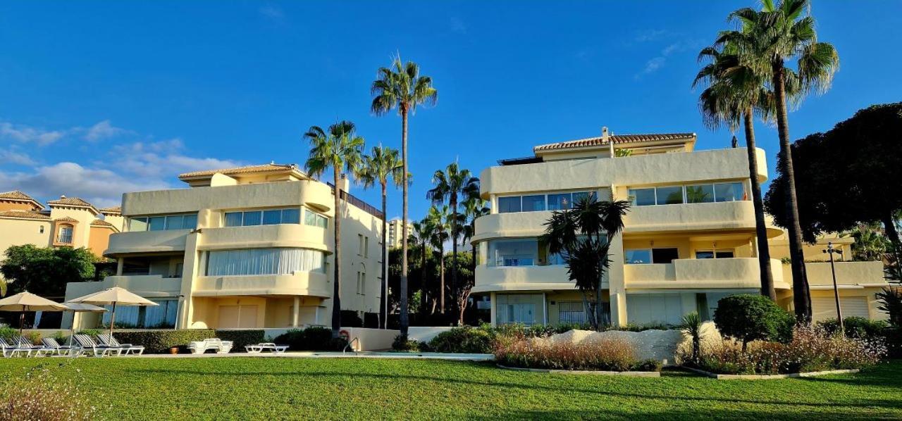 Beachfront Neptuno I, Complex,Views,Pool,Garden, Elviria Marbella Exteriér fotografie